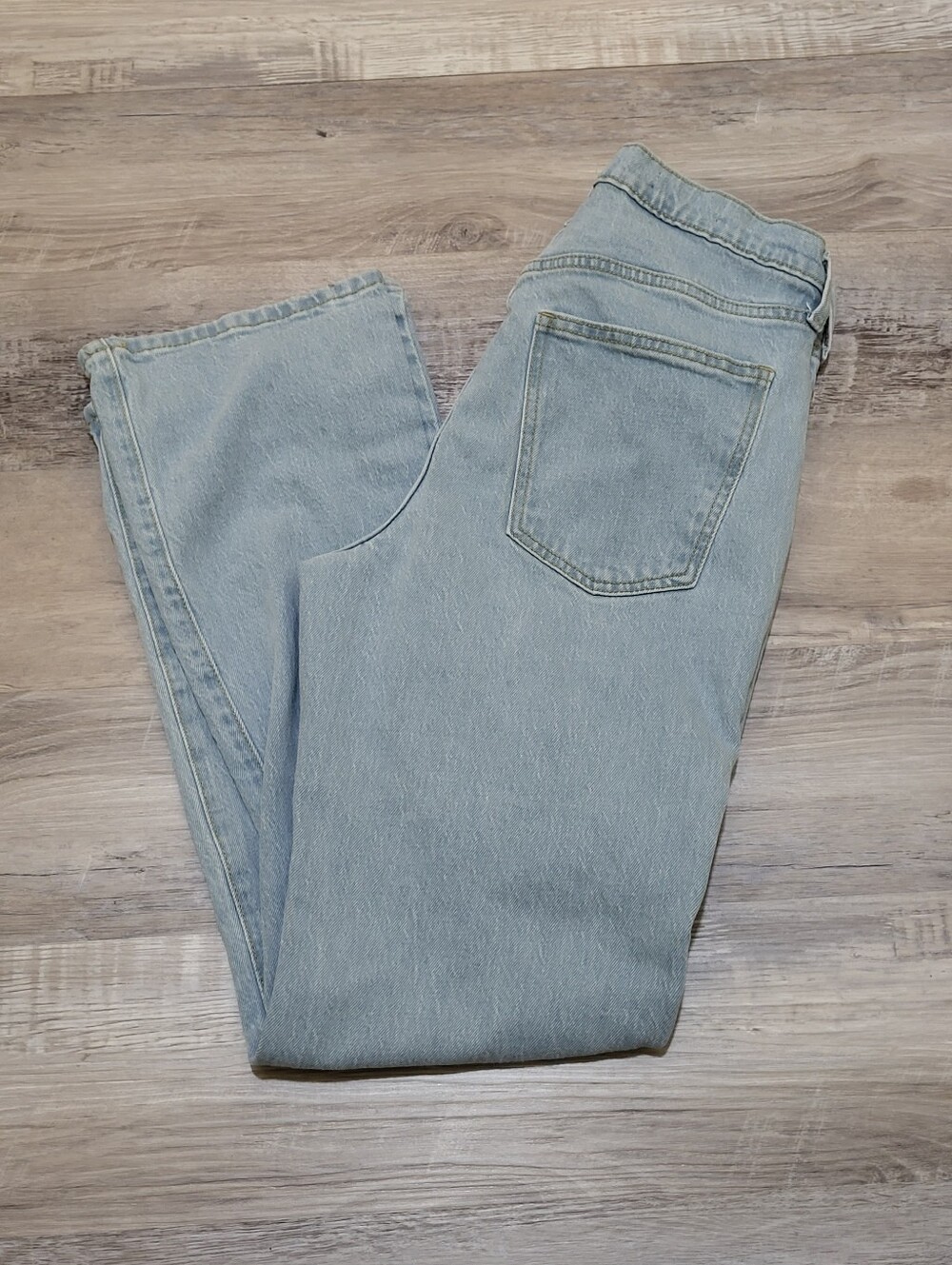 Universal Thread Women's Lightwash High Rise Jeans Size 8S - Picture 8 of 10